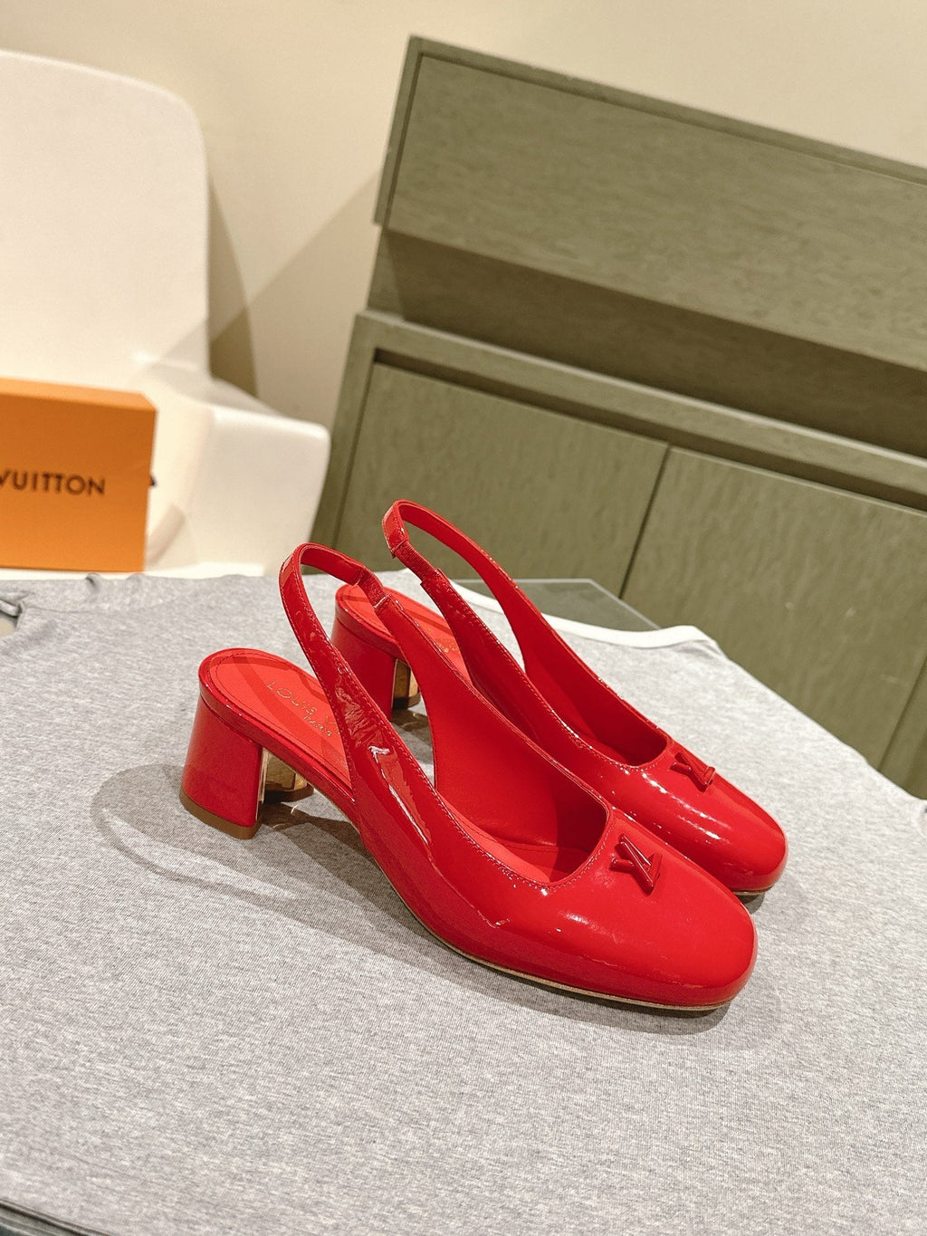 SWING SLINGBACK PUMP 55 MM IN CRIMSON RED CALFSKIN
