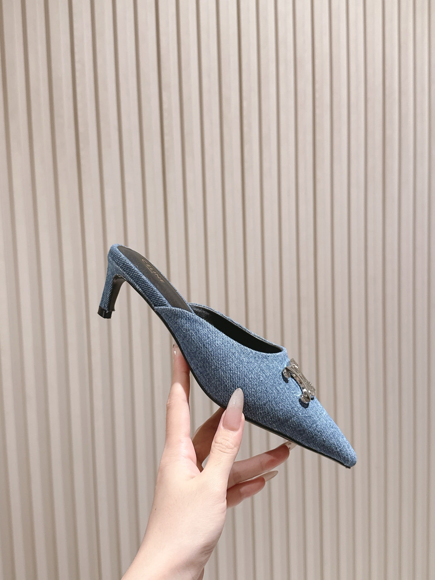 CELINE 25S ALMA TRIOMPHE MULE 45MM IN DENIM SILVER HARDWARE