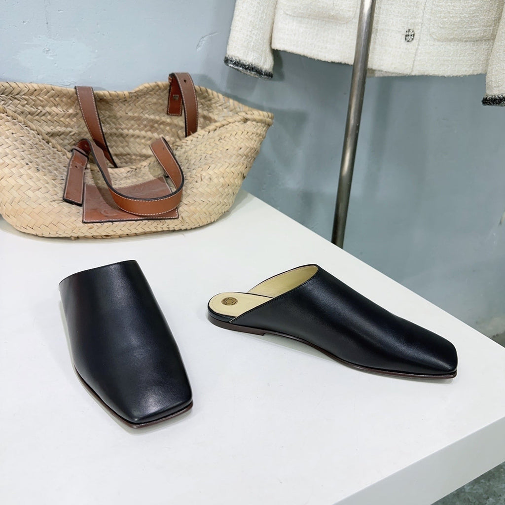 FLAT BUBBLE IN BLACK LAMBSKIN