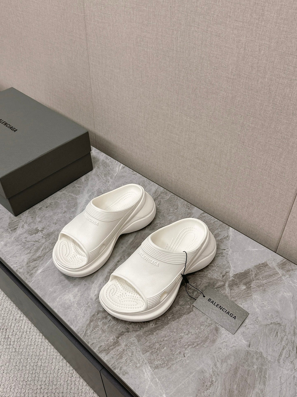 POOL CROCS SLIDE SANDAL IN WHITE RUBBER