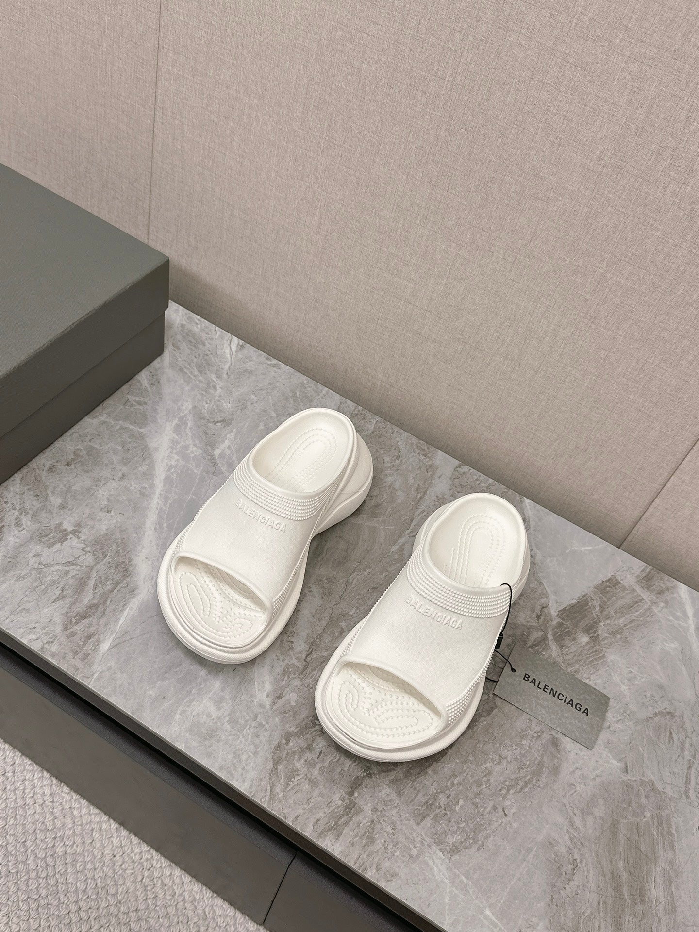 POOL CROCS SLIDE SANDAL IN WHITE RUBBER