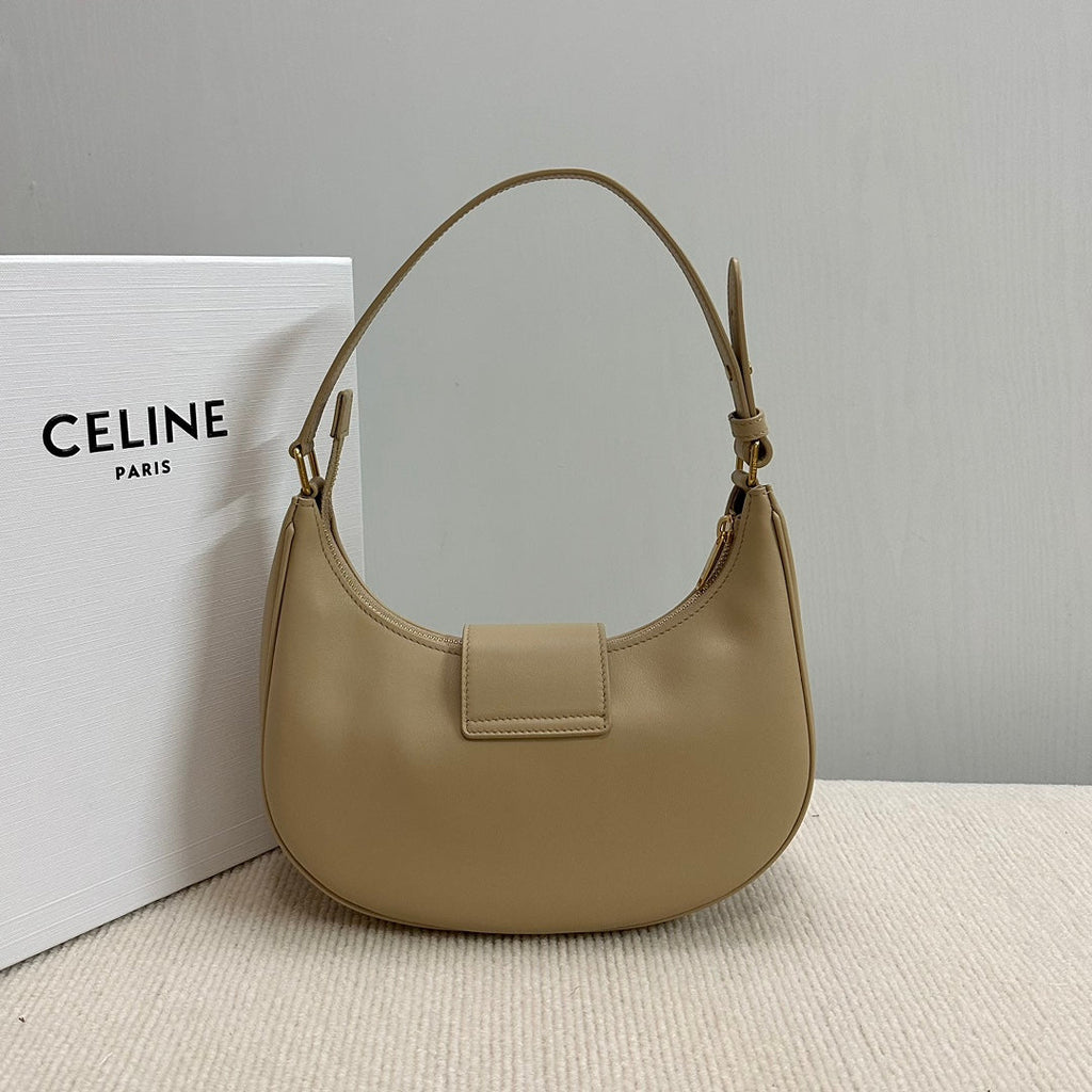 MEDIUM AVA BAG 23 IN DOMINO SMOOTH CALFSKIN GOLD LOGO