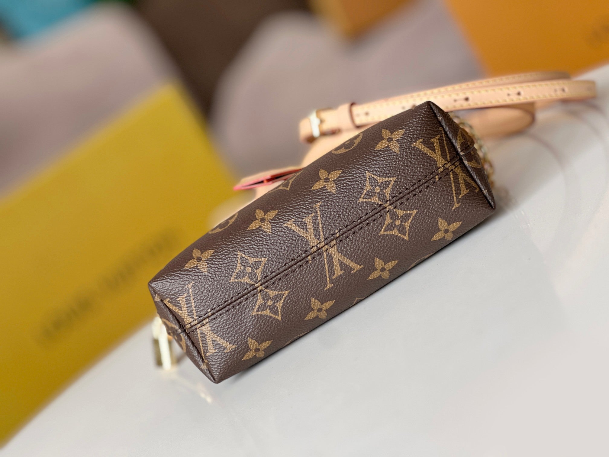 LV 25S LOCKIT BB 19 IN BROWN MONOGRAM COATED CANVAS GOLD HARDWARE