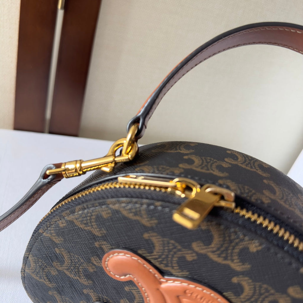 HALF MOON CASE 18 IN BLACK TRIOMPHE CANVAS AND BRONZE BROWN CALFSKIN