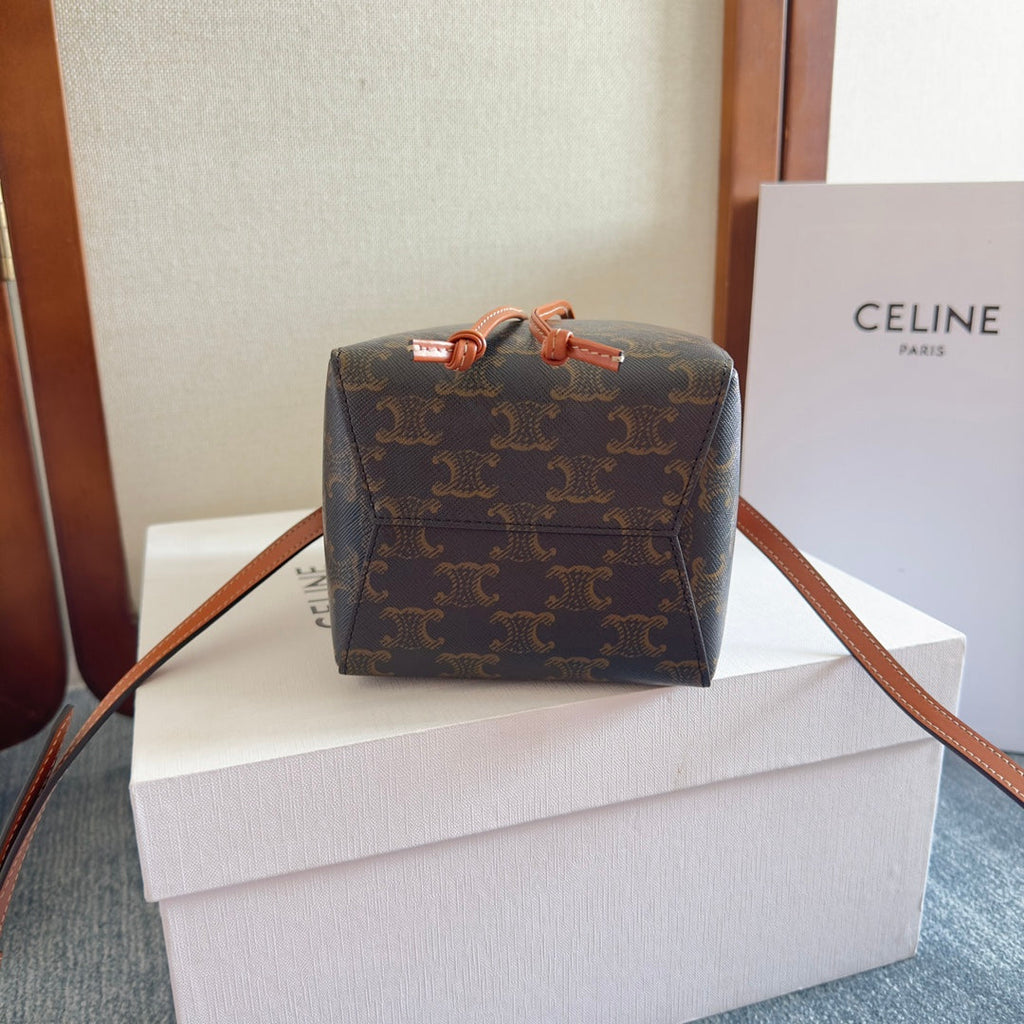 MICRO SAILOR 17 IN BLACK TRIOMPHE CANVAS AND BROWN CALFSKIN TRIM