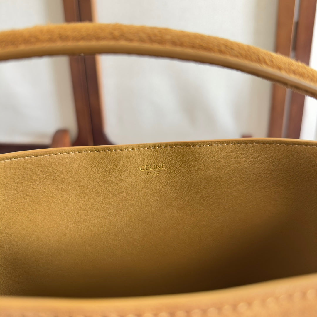 MINI BUCKET LOUISE 25 CARAMEL BROWN IN NUBUCK