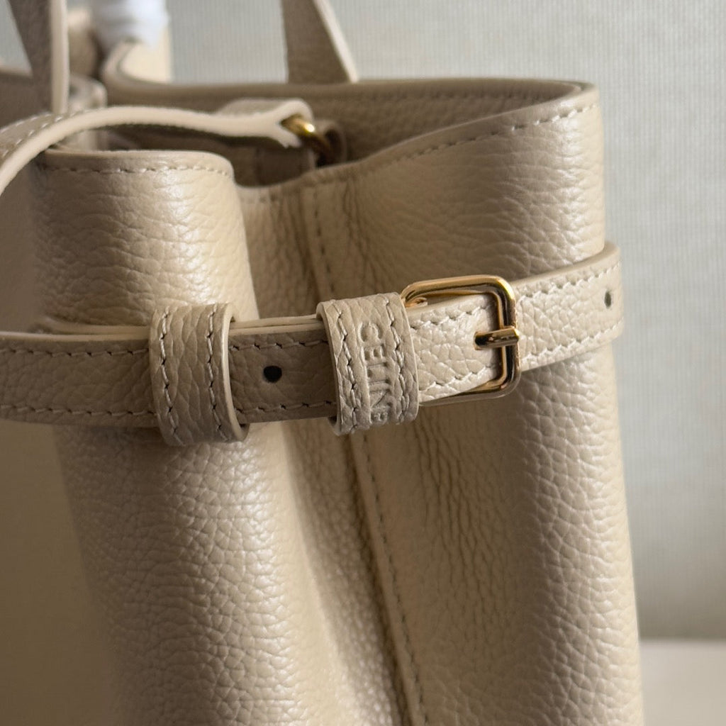 MINI CABAS ANAÏS CUIR TRIOMPHE 20 IN BEIGE GRAINED CALFSKIN