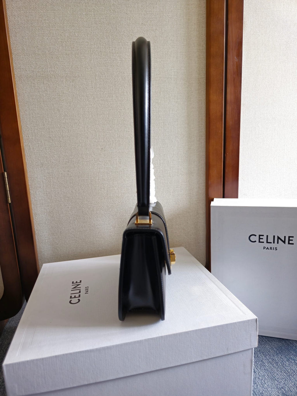 JOSEPHINE BAG 18.5 IN BLACK PATENT CALFSKIN