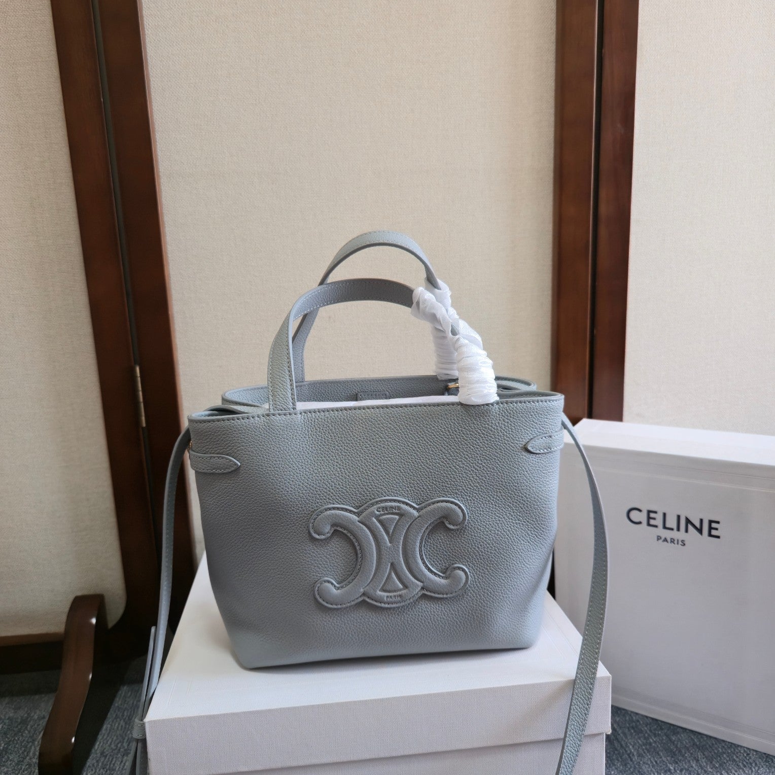 MINI CABAS ANAIS CUIR TRIOMPHE 20 IN BLUE GREY GRAINED CALFSKIN