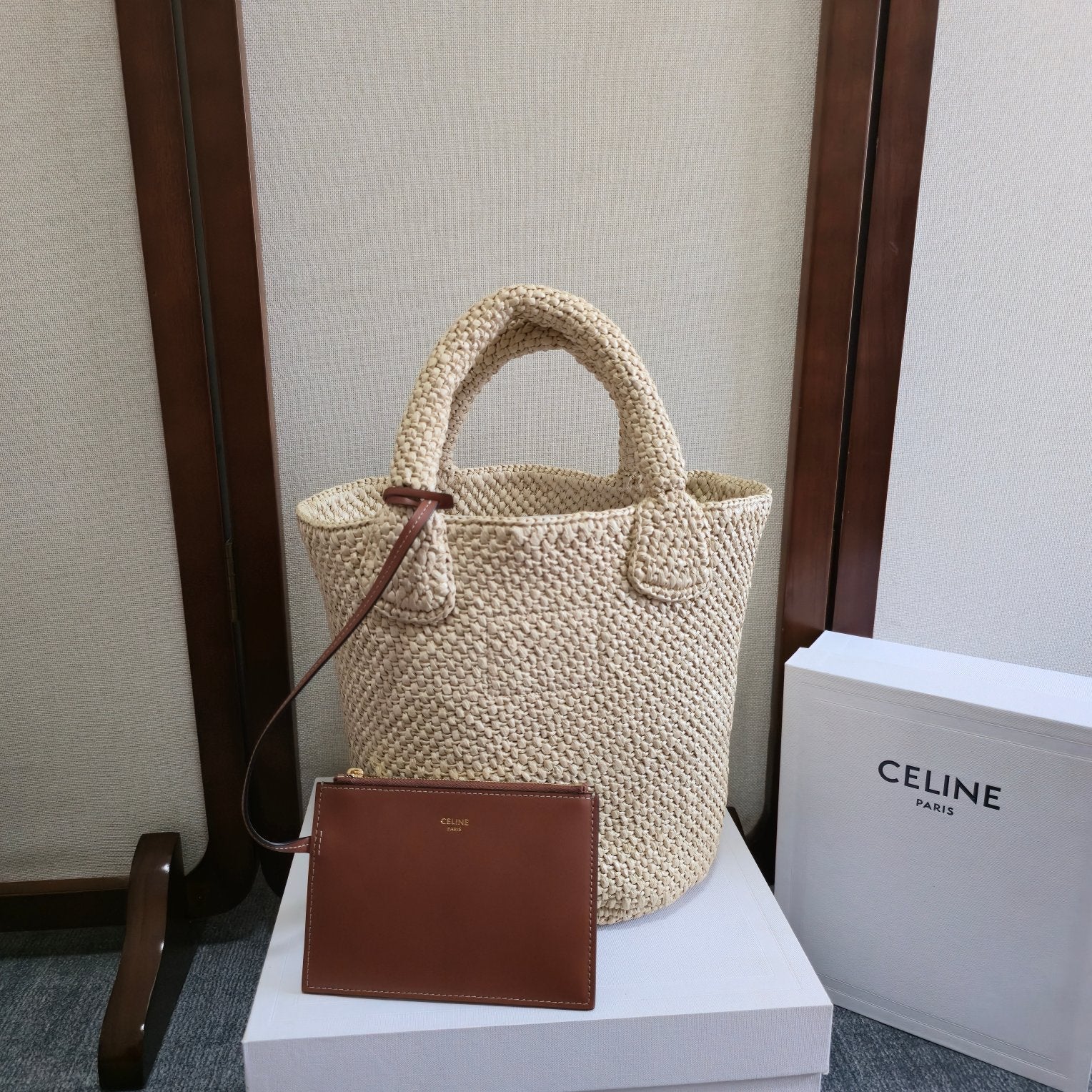 CELINE BAG TRIOMPHE 23 IN LIGHT BEIGE RAFFIA