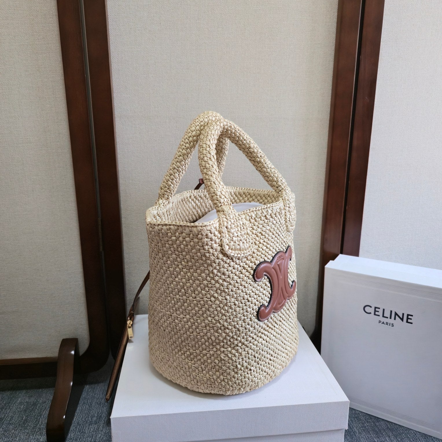 CELINE BAG TRIOMPHE 23 IN LIGHT BEIGE RAFFIA