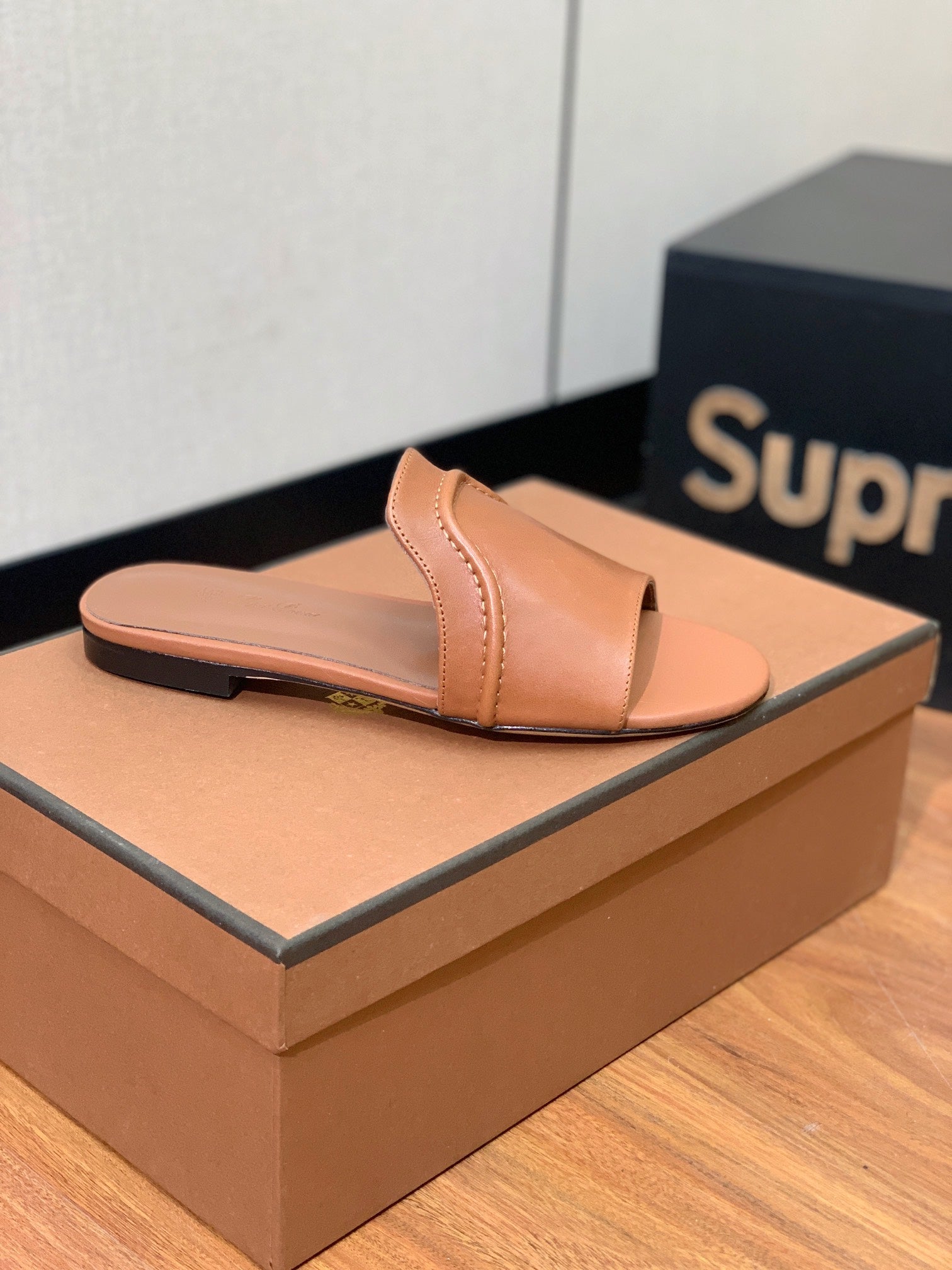 LP HIGHT TOP FLAT SLIPPERS TAWNY CALFSKIN