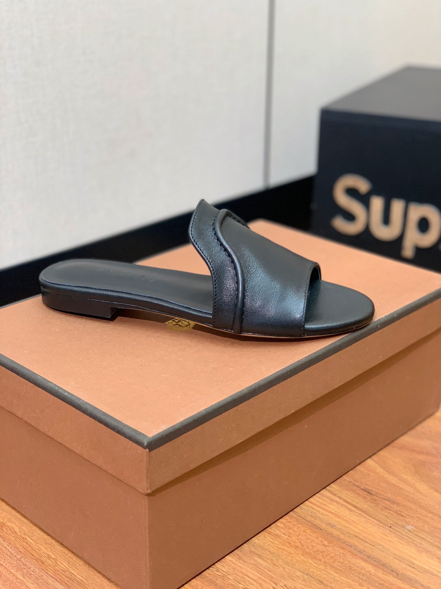 LP HIGHT TOP FLAT SLIPPERS BLACK CALFSKIN