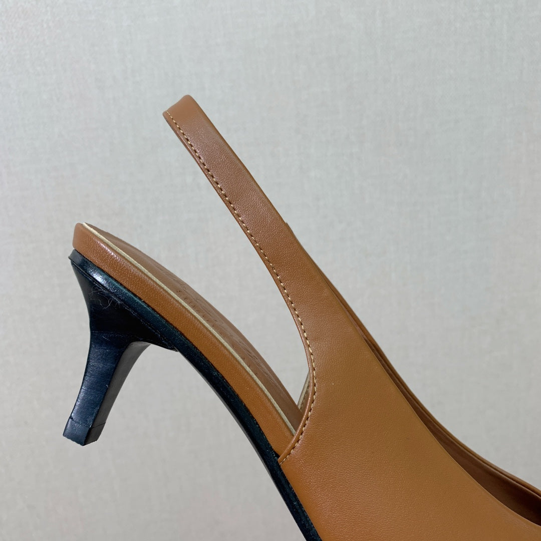 LP POINTED TOE MID-HEEL SLINGBACK CARAMEL CALFSKIN