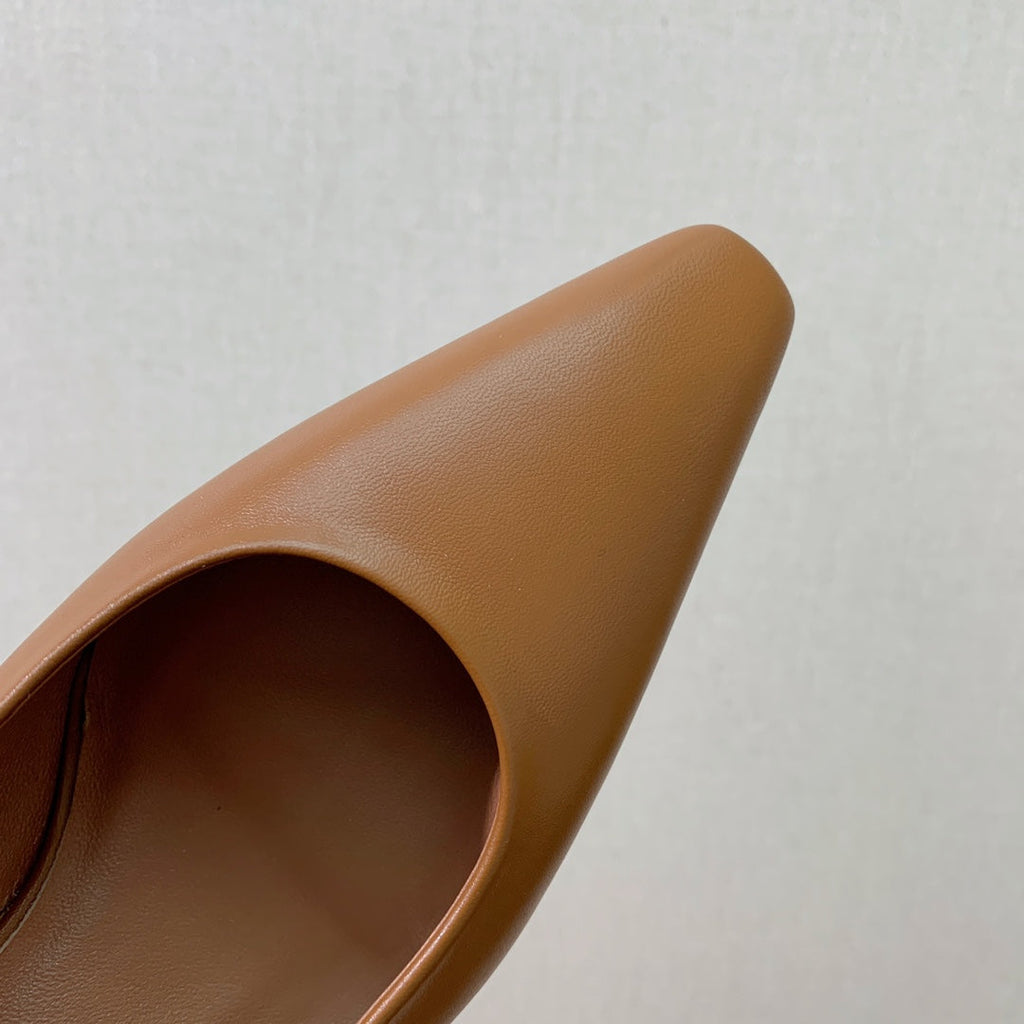 LP POINTED TOE MID-HEEL SLINGBACK CARAMEL CALFSKIN