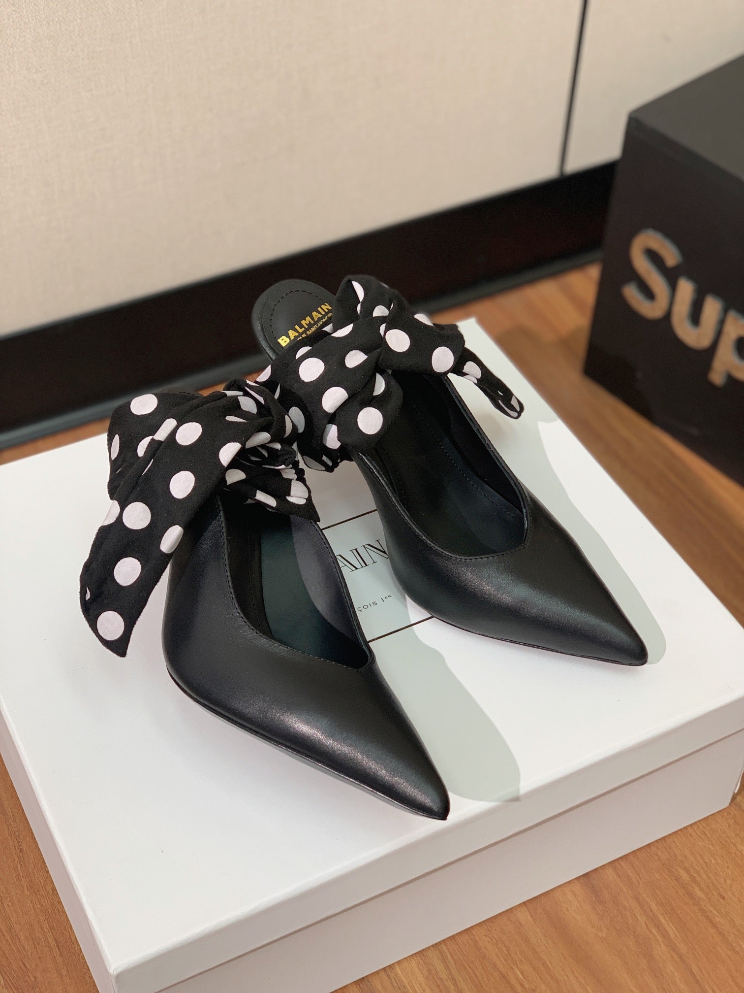 BALMAIN 25S BAKARI MULE WITH MONOCHROME POLKA DOT STRAP 95MM IN BLACK CALFSKIN