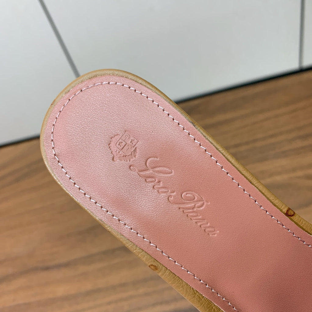 HIGH HEEL IN LIGHT BROWN LAMBSKIN OSTRICH SKIN