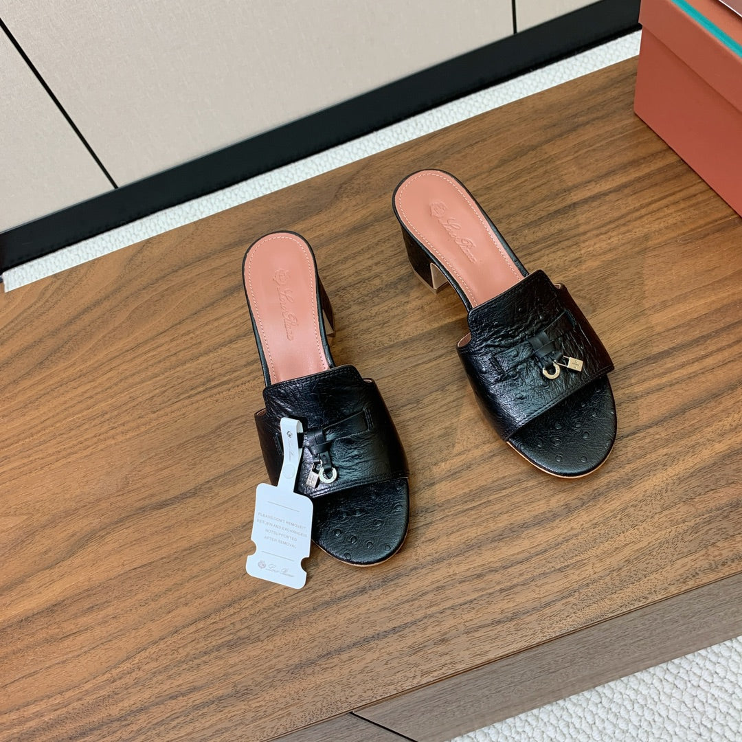 HIGH HEEL IN BLACK LAMBSKIN OSTRICH SKIN