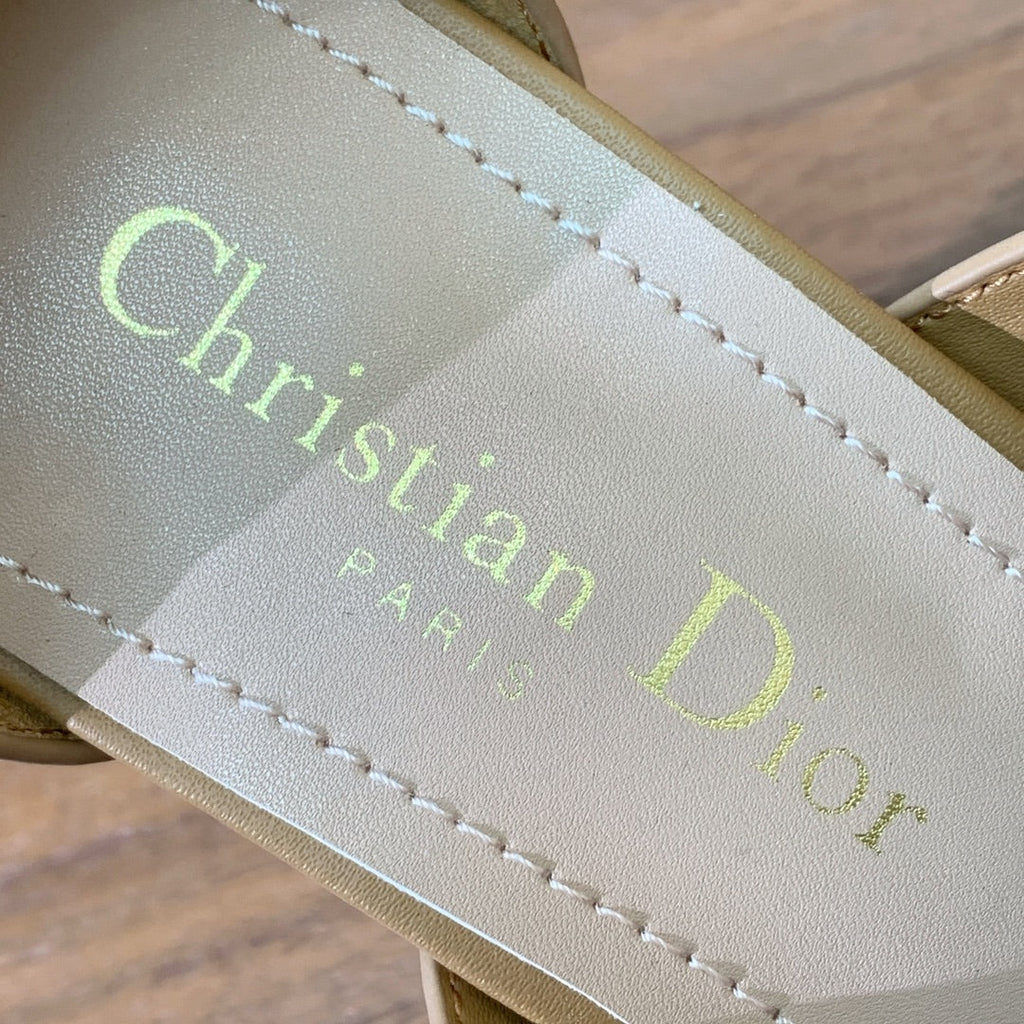 THREE-STRAP HIGH-HEELED EMBROIDERED SANDALS CAMEL BROWN