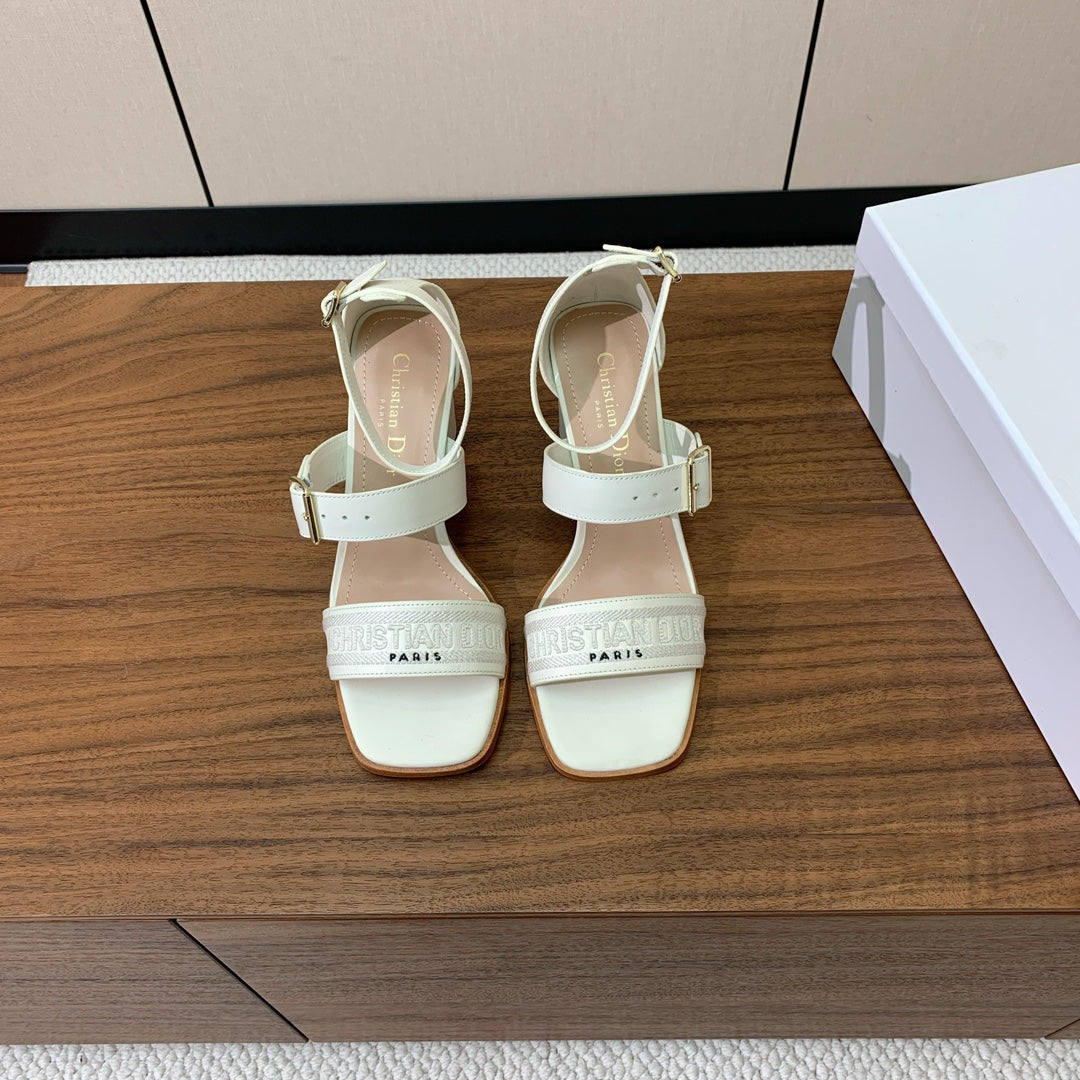 THREE-STRAP HIGH-HEELED EMBROIDERED SANDALS WHITE