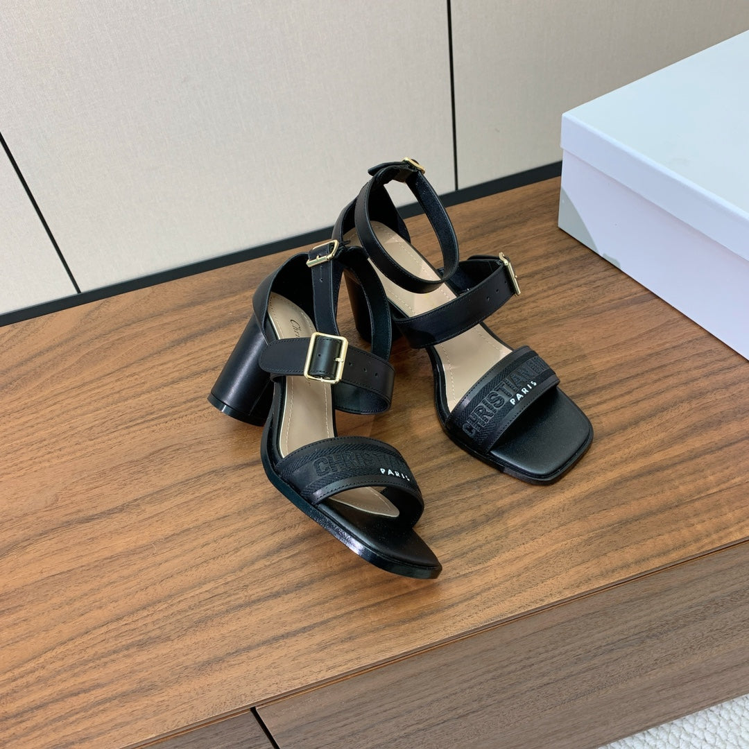 THREE-STRAP HIGH-HEELED EMBROIDERED SANDALS BLACK