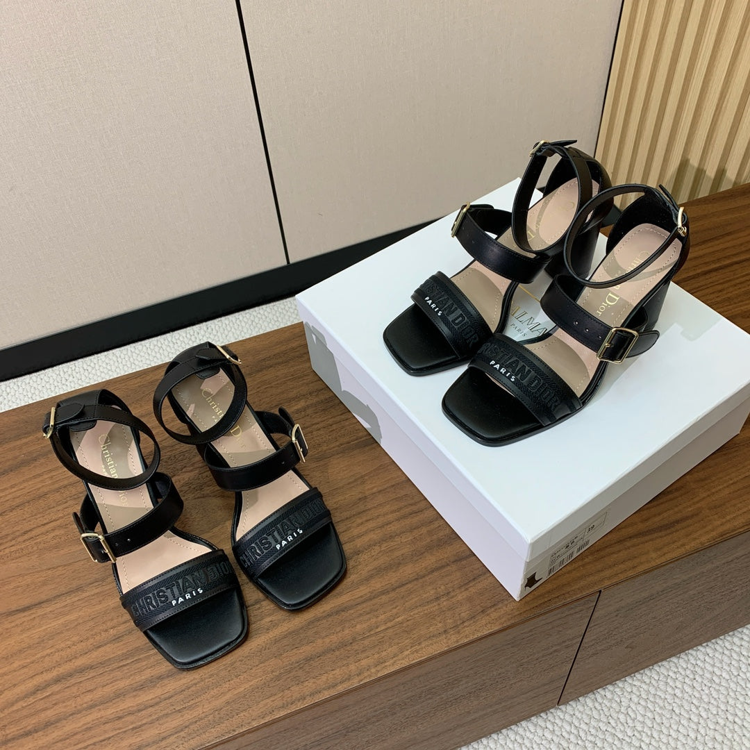 THREE-STRAP HIGH-HEELED EMBROIDERED SANDALS BLACK