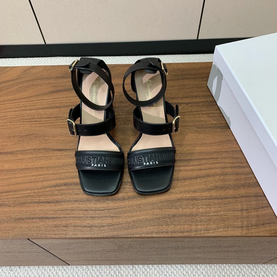 THREE-STRAP HIGH-HEELED EMBROIDERED SANDALS BLACK