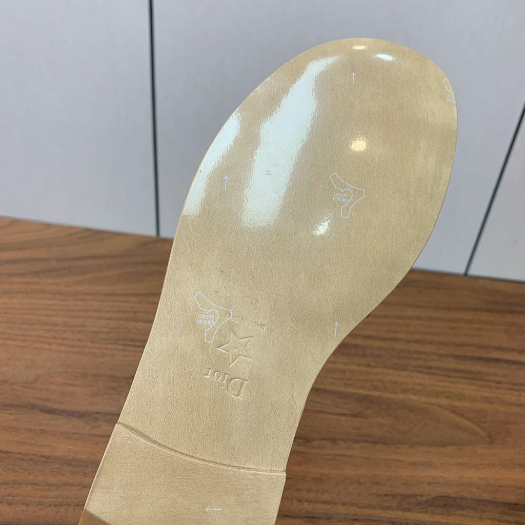 DWAY CIDER BROWN CALFSKIN AND GOLD LOGO