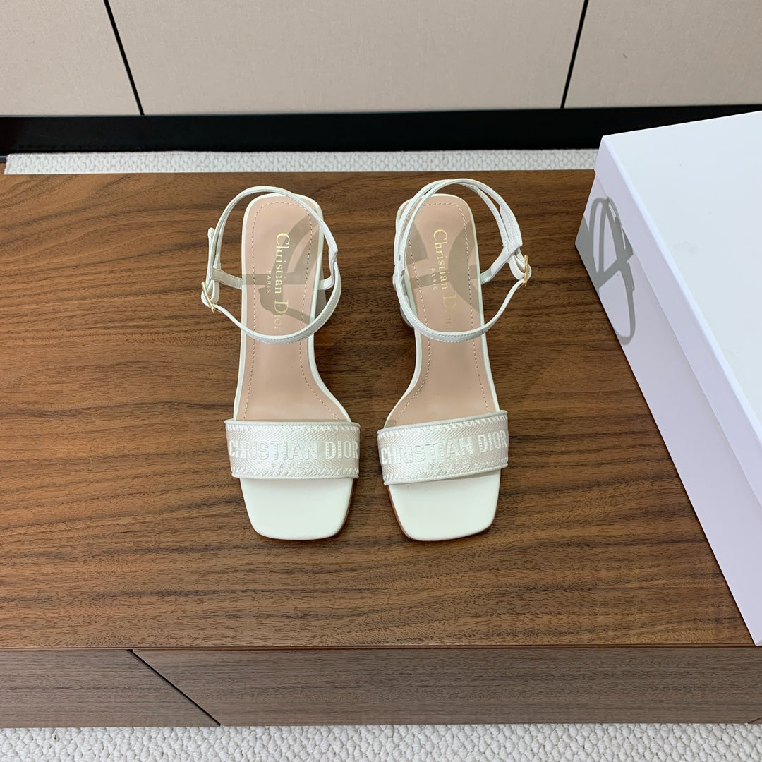 HIGH HEEL EMBROIDERED SANDAL IN WHITE CALFSKIN AND WOVEN STRAPS