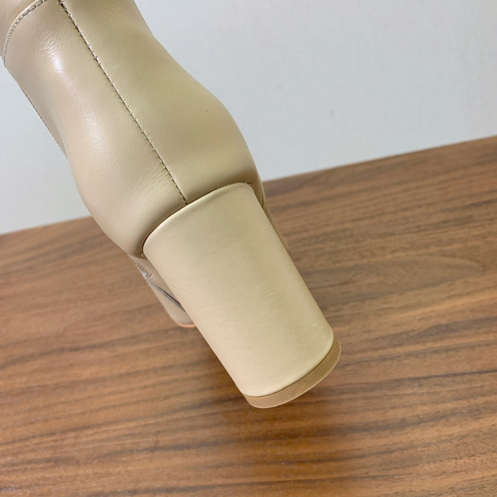 DIOR 25S KNEE-HIGH BOOTS 80 MM IN BEIGE CALFSKIN WITH GOLD HARDWARE