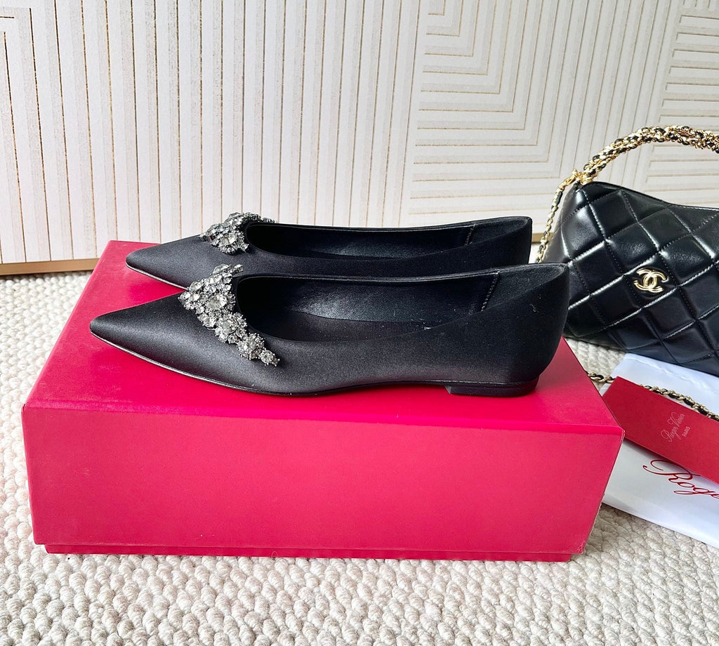 EFFLORESCENCE BALLERINAS IN BLACK SATIN