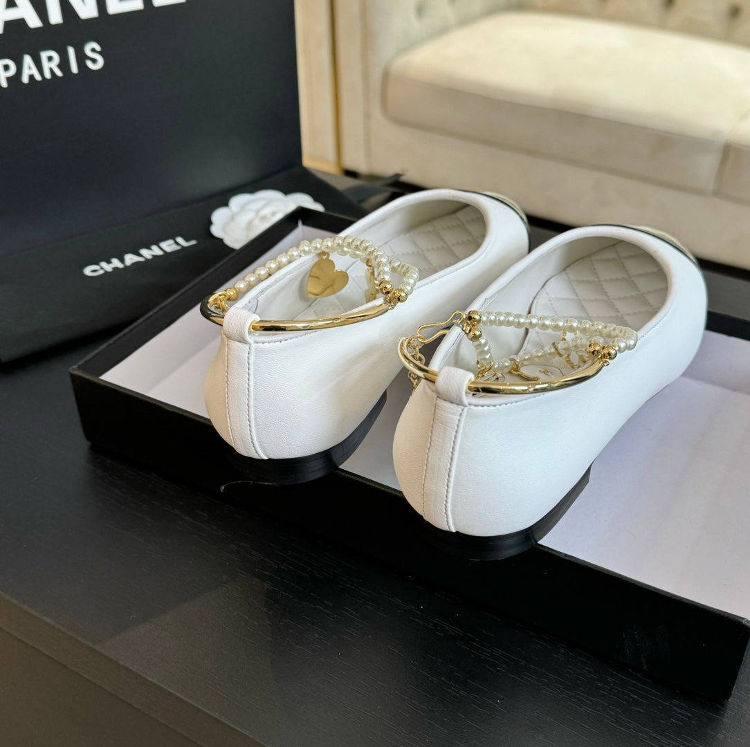 Double Strap Chunky Heel Mary Jane Shoes White Black