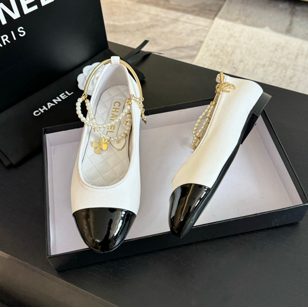 Double Strap Chunky Heel Mary Jane Shoes White Black