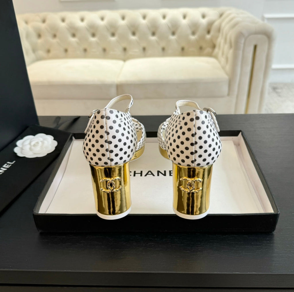 Platform Peep-Toe Sandals White/Black Caro Lambskin