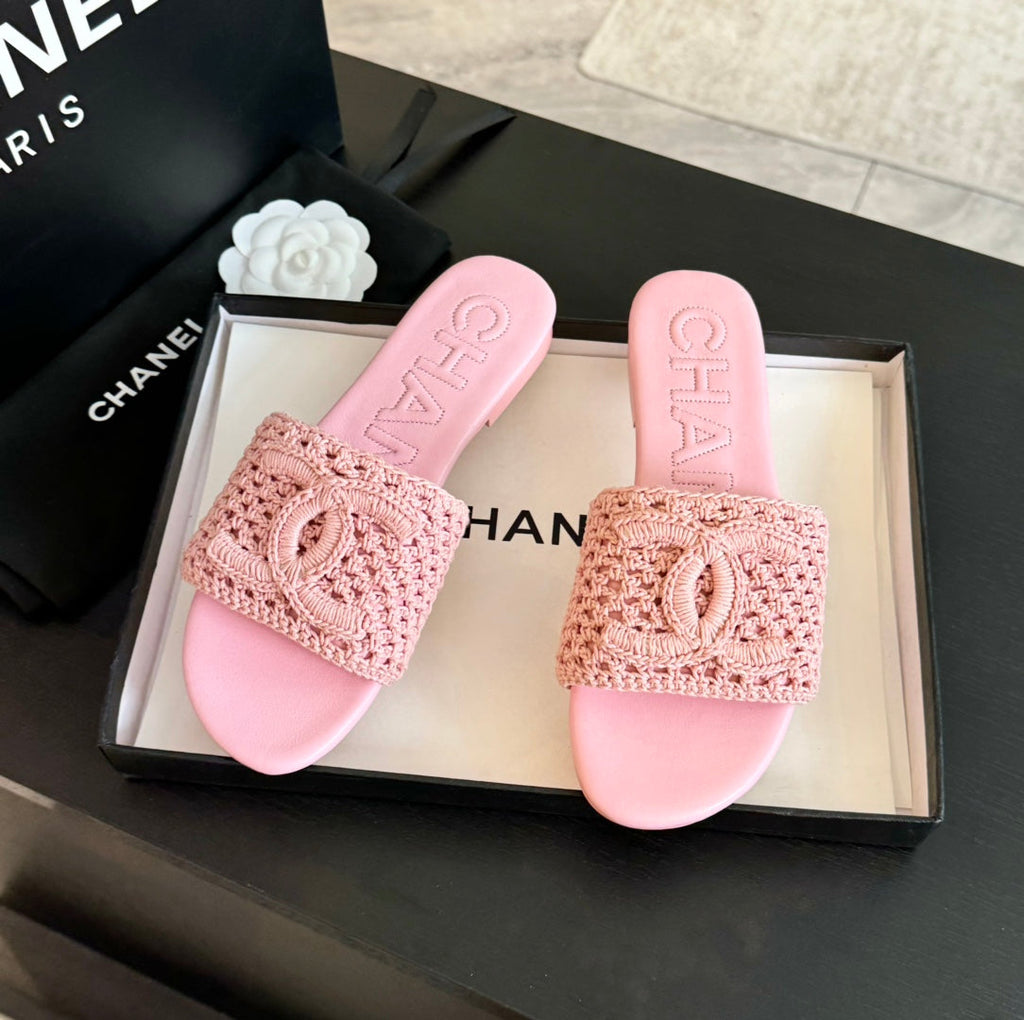 Slippers Light Pink Lambskin