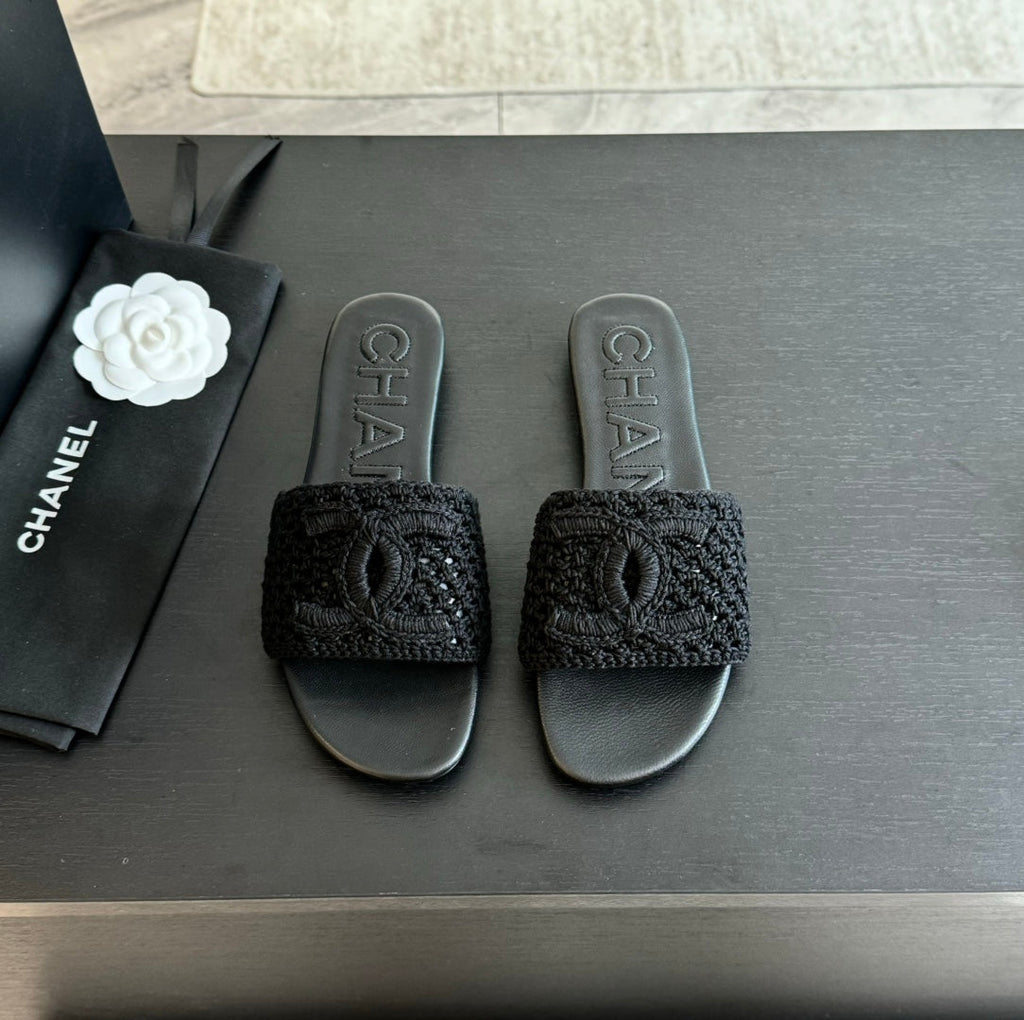 Slippers Black Lambskin