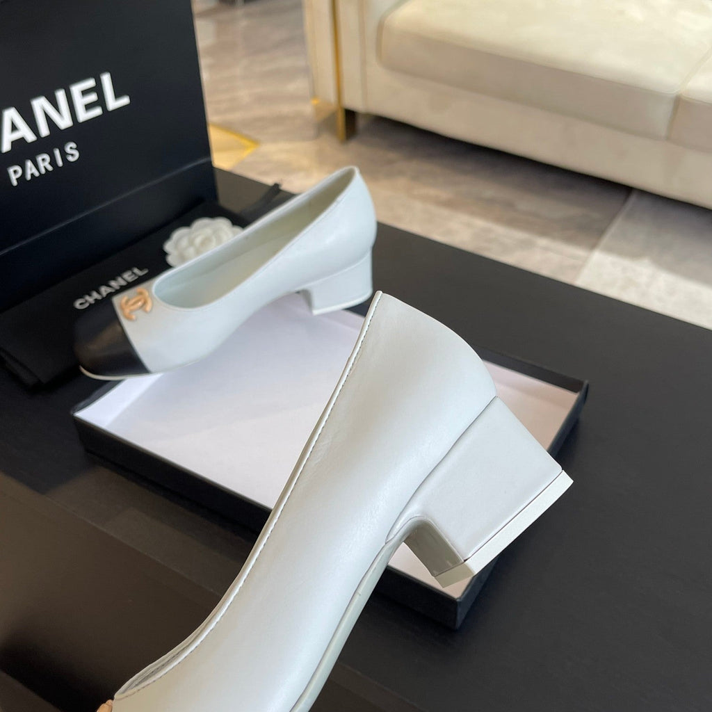 CC PUMP WHITE MIX BLACK CALFSKIN