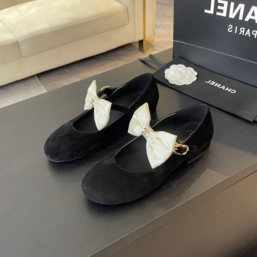 BALLET FLAT BLACK SUEDE LAMBSKIN WITH WHITE BOW