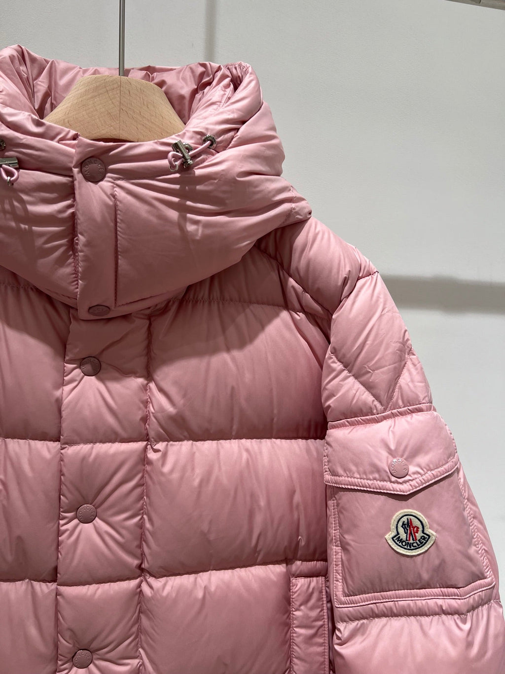 MONCLER 25S PREMIUM DOWN JACKET 211