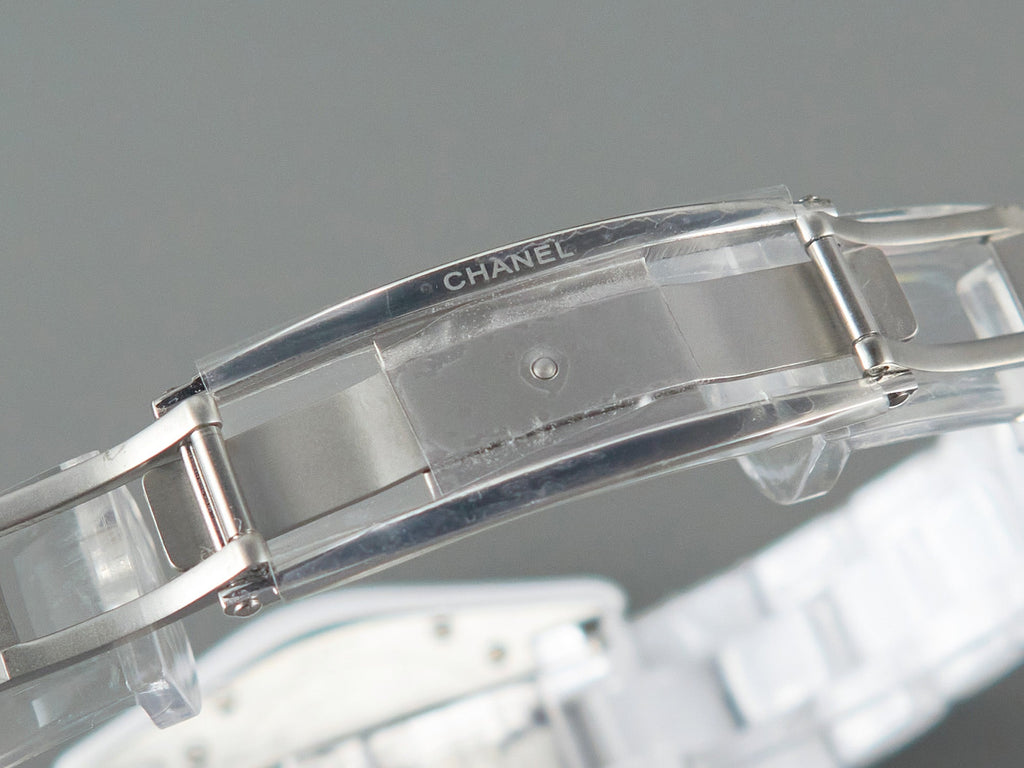 J12 33mm Quartz White Ceramic Diamond Numerals Pink Mop Dial