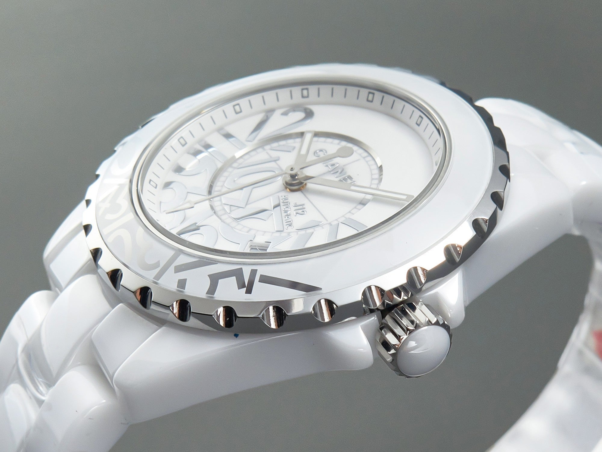 J12 Date 38mm Automatic White Ceramic Stainless Graffiti Limited