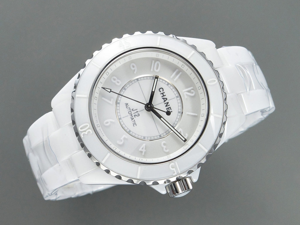 J12 Automatic White Ceramic White Numerals Black White Hands White Dial