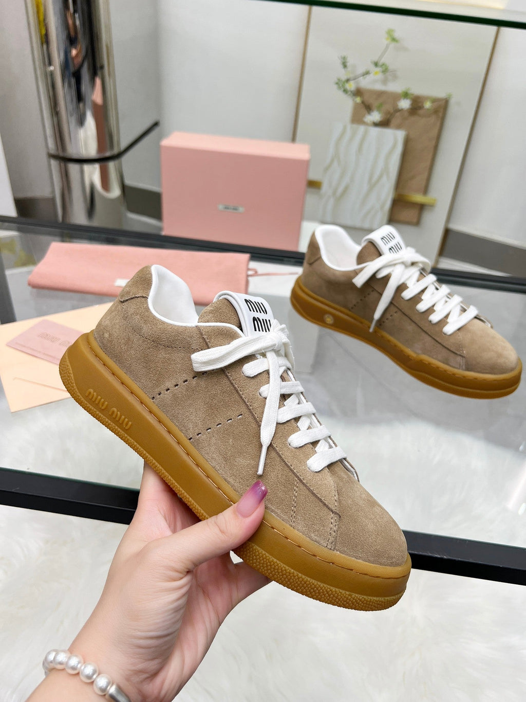 ECRU SNEAKERS IN BROWN BLEACHED SUEDE