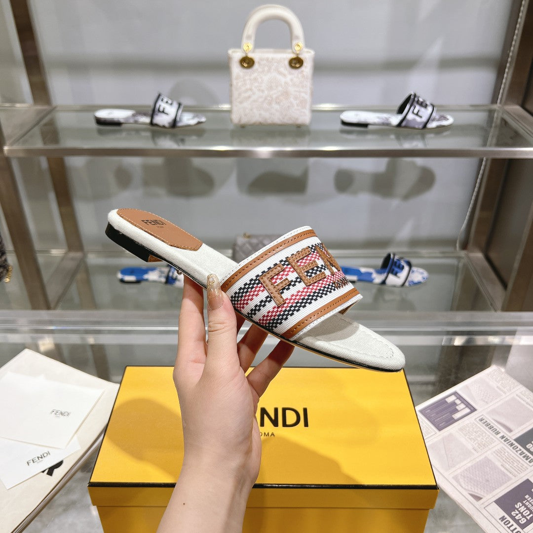 FF Women Signature Slides Tan White Canvas Slide