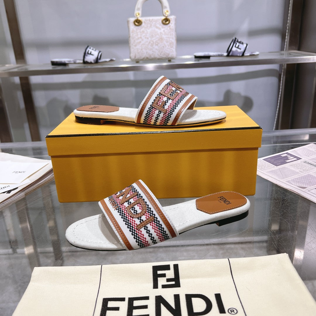 FF Women Signature Slides Tan White Canvas Slide