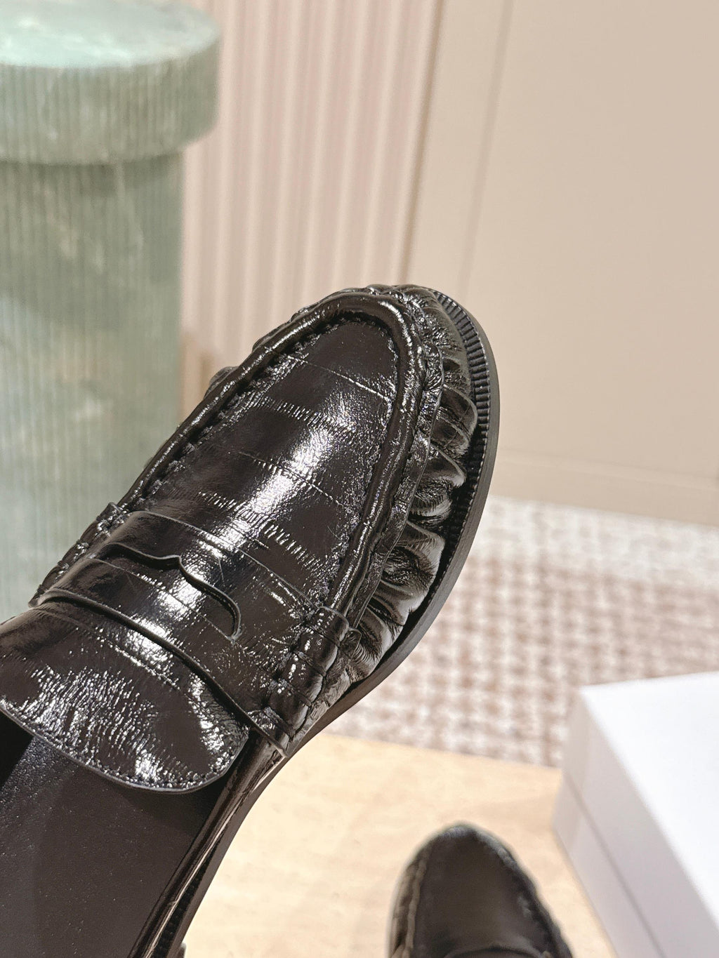 YSL 25S LOAFER MULE IN BLACK GLOSSY CALFSKIN