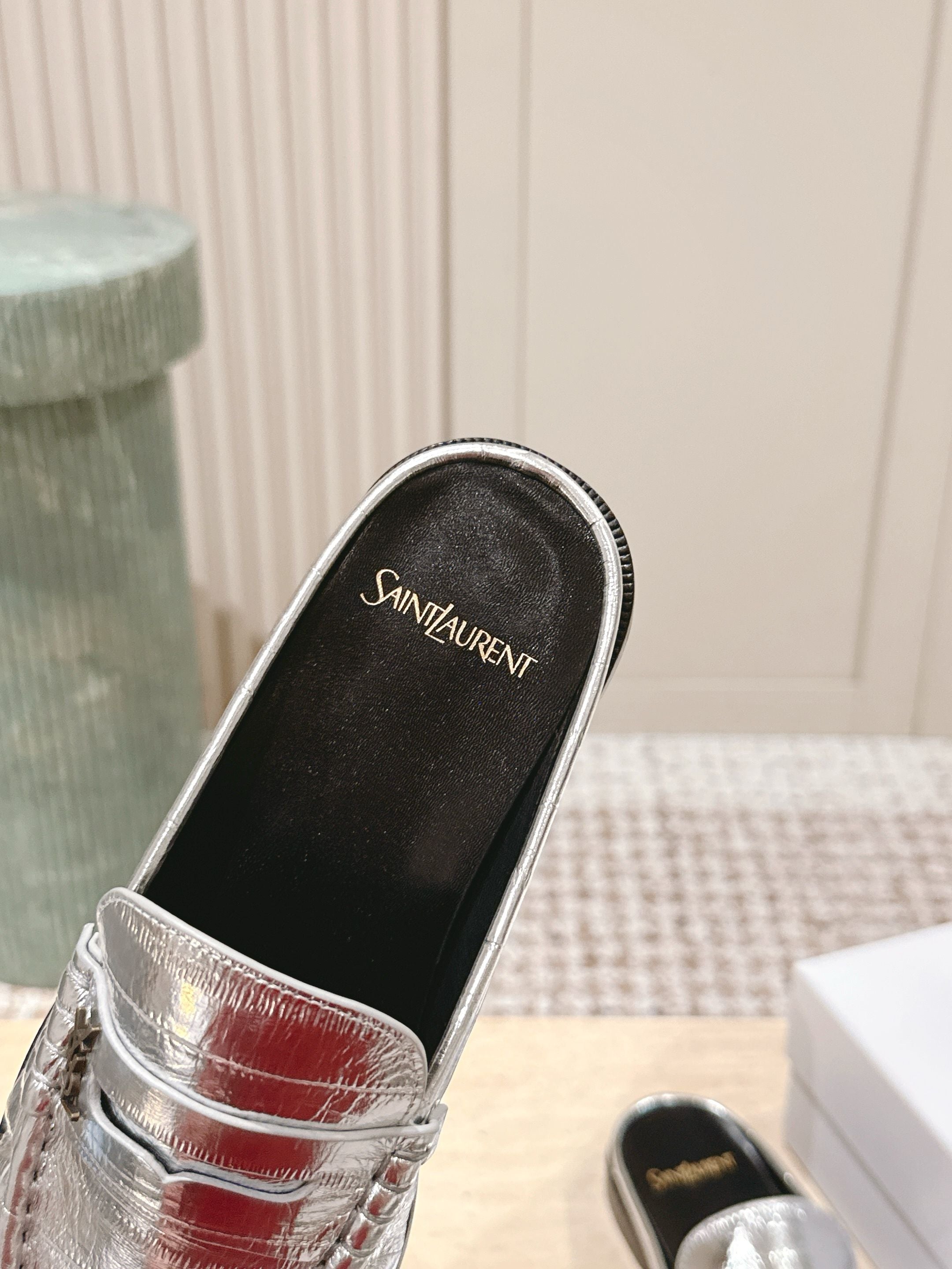 YSL 25S LOAFER MULE IN SILVER CALFSKIN