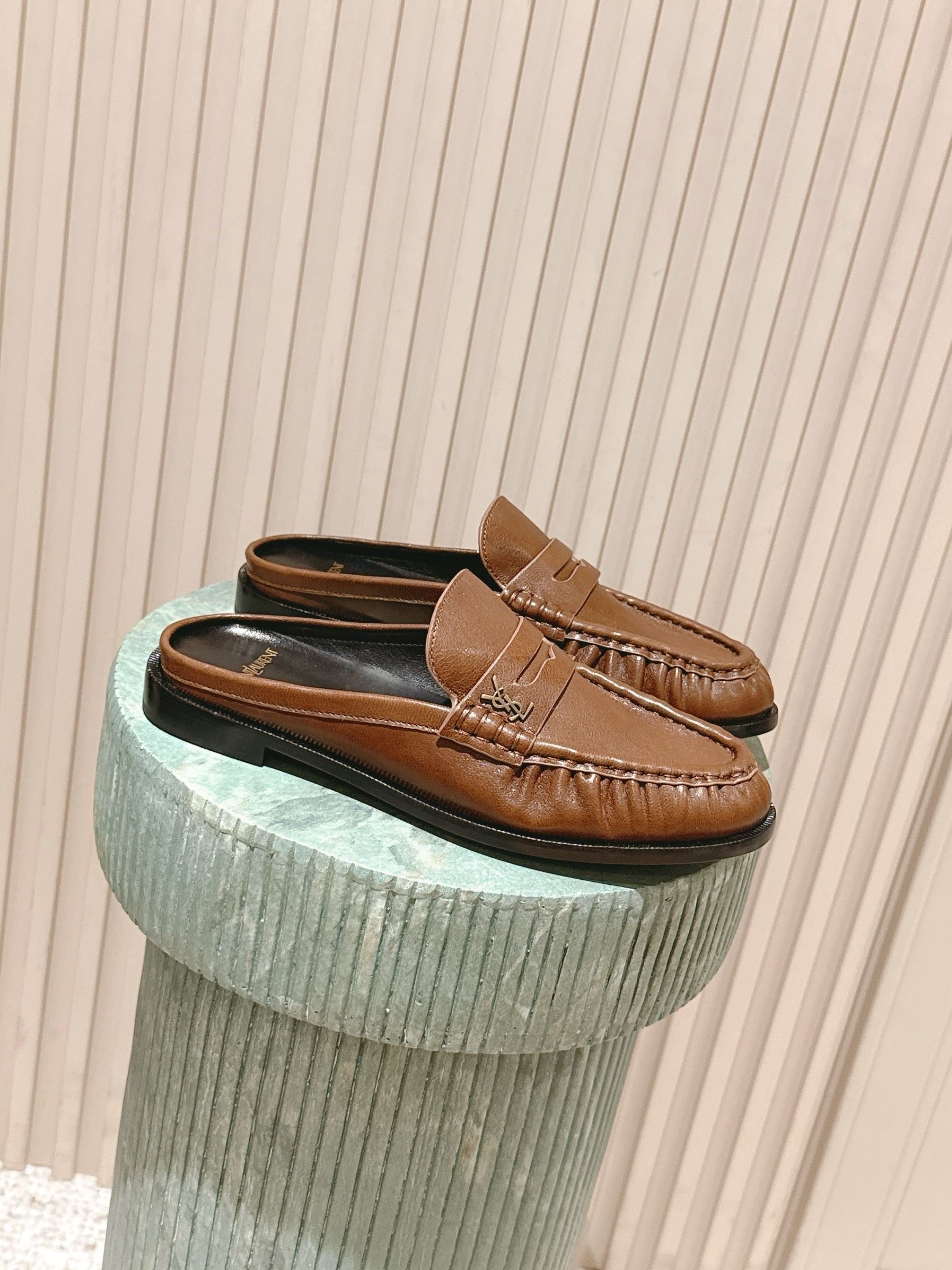 YSL 25S LOAFER MULE IN BROWN CALFSKIN