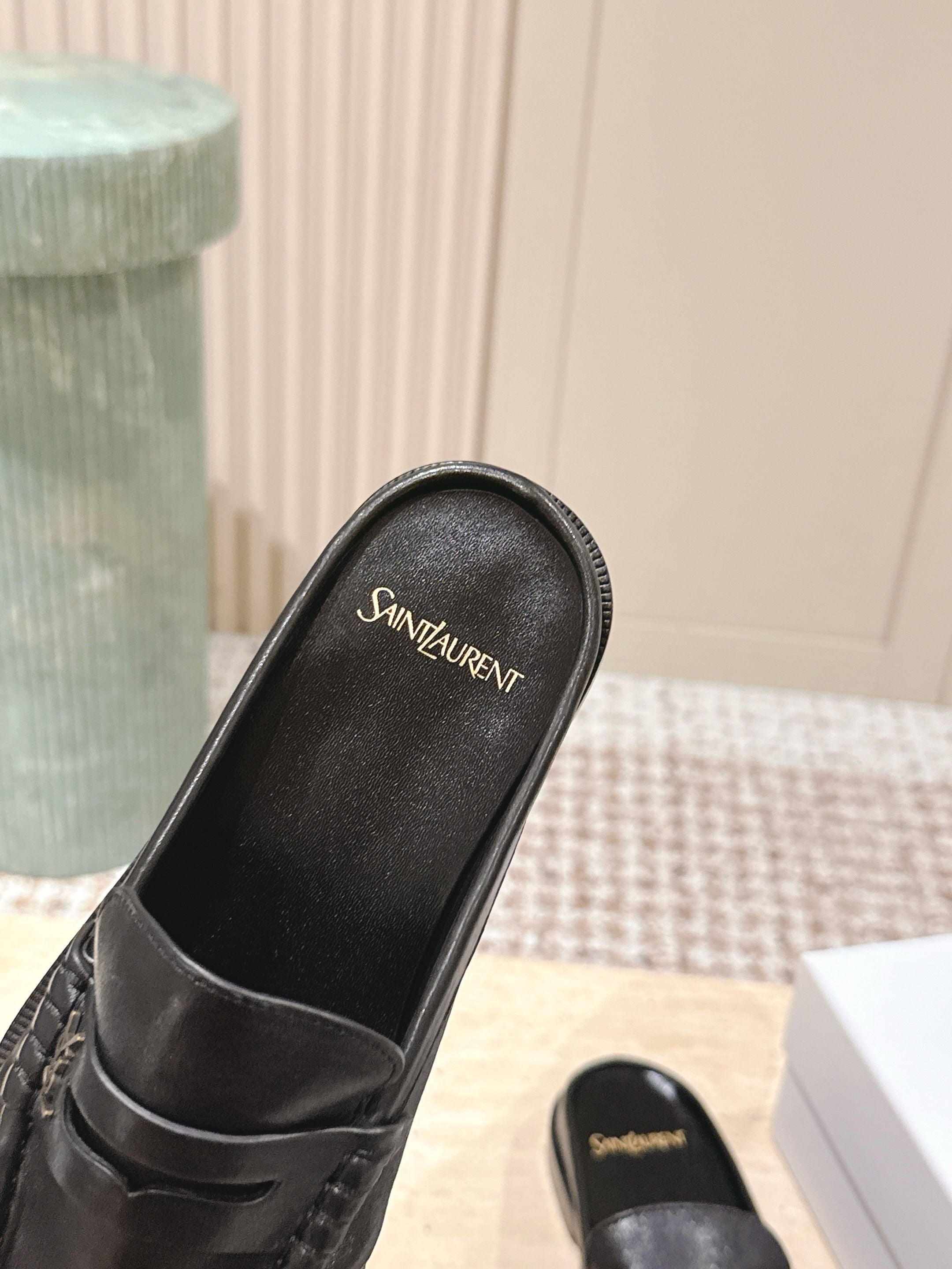 YSL 25S LOAFER MULE IN BLACK CALFSKIN