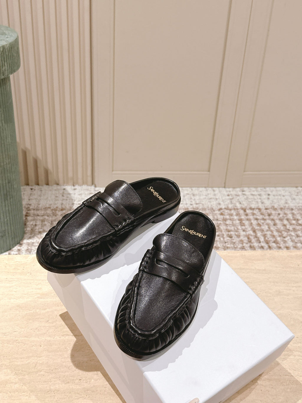 YSL 25S LOAFER MULE IN BLACK CALFSKIN